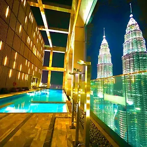 Apartment Tropicana The Residence, Klcc By Sky Pool, Kuala Lumpur